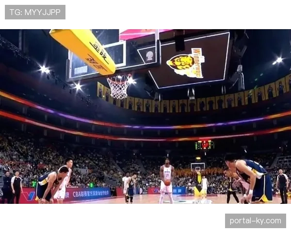 广东内线篮板保护严重不足 对阵上海输近30个篮板成溃败主因